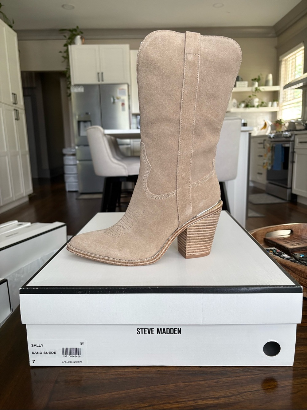 Steve Madden Sally Sand Suede Western Heeled Boot